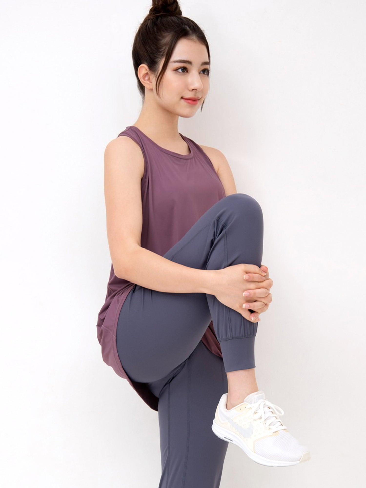 [Loopa] ルーパ Yバック フレアタンクトップ Yogawear Loopa Y-back flared tank top ヨガトップス / ヨガウェア 20_1-Puravida! プラヴィダ　ヨガ ピラティス フィットネスショップ