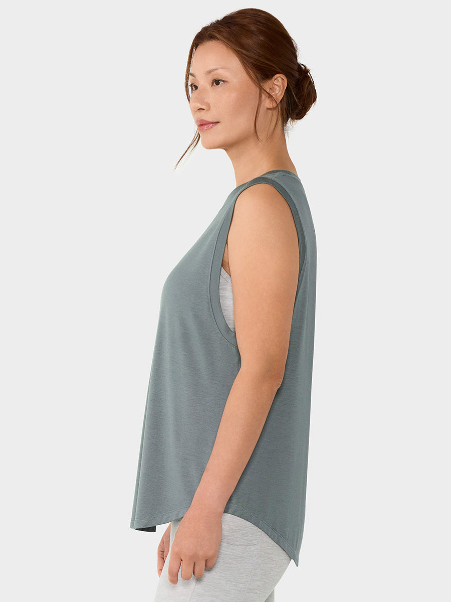 [TAVI by ToeSox] Crop T-shirt CROP TEE / Yoga tops Pilates cropped length breathable