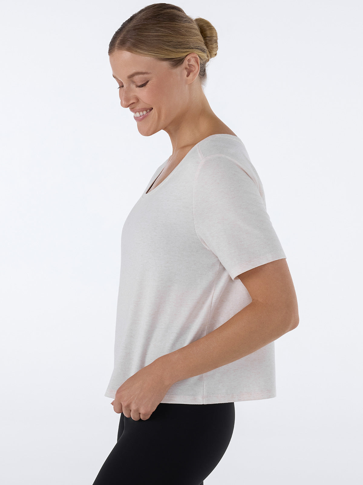 [TAVI] ワイド スクープネック Tee Wide Scoop N Tee タビ レディース  トップス 半袖 ショート丈 クルーネック 26FW_D1