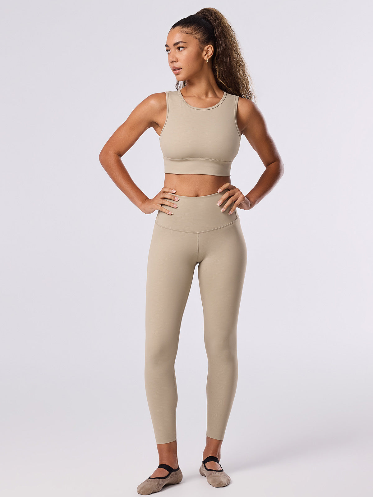 [TAVI] ハイウエスト 7分丈 レギンス HIGH WAISTED LEGGINGS／ヨガ ボトムス ピラティス ヨガパンツ 美脚 美尻 体型カバー TOESOX  26SS_D1