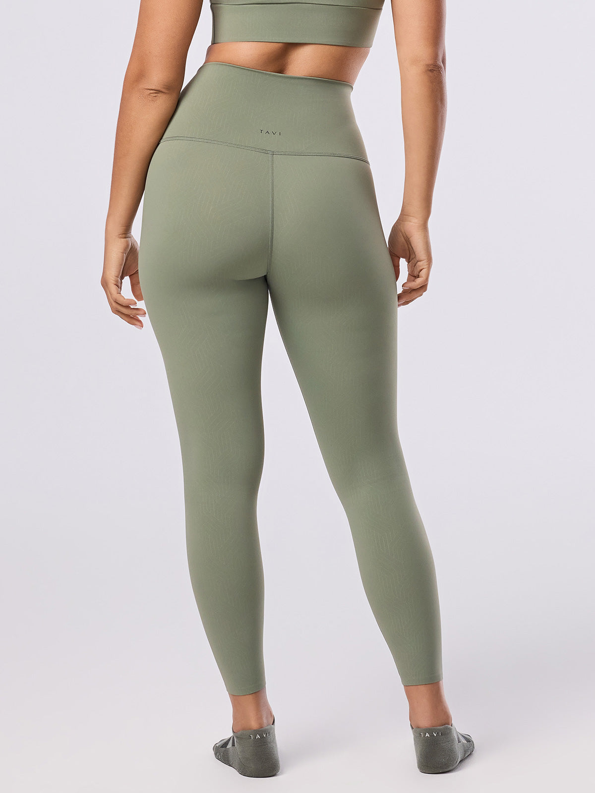 [TAVI] ハイウエスト 7分丈 レギンス HIGH WAISTED LEGGINGS／ヨガ ボトムス ピラティス ヨガパンツ 美脚 美尻 体型カバー TOESOX  26SS_D1