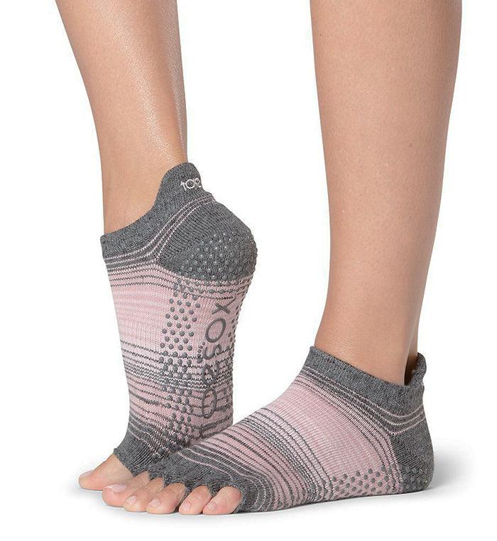 [TOESOX] ローライズ（Half-Toe) グリップ ソックス/ ヨガ 滑り止め付き下 23SS -Manduka マンドゥカ ヨガマット ヨガグッズ ヨガウェア ヨガ _エコー