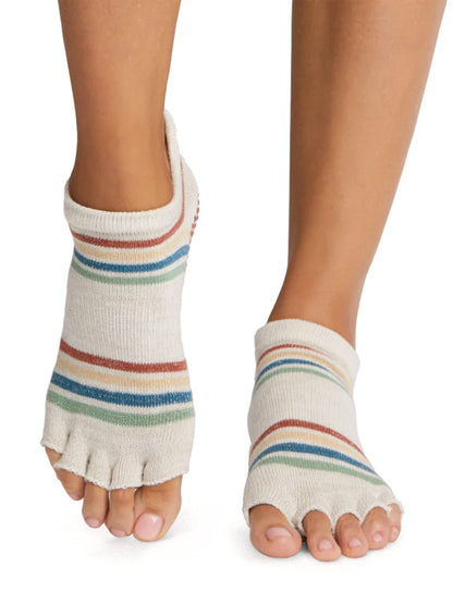 [TOESOX] ローライズ（Half-Toe) グリップ ソックス/ ヨガ 滑り止め付き下 23SS -Manduka マンドゥカ ヨガマット ヨガグッズ ヨガウェア ヨガ _ビンテージレインボー