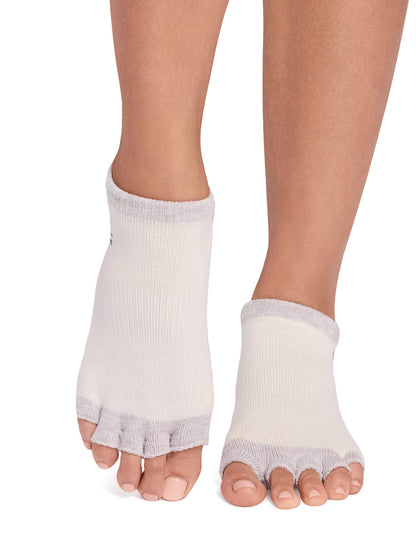 [ToeSox] Low Rise (Half-Toe) Grip Socks / Yoga Pilates Anti-Slip Socks 25SS_D2