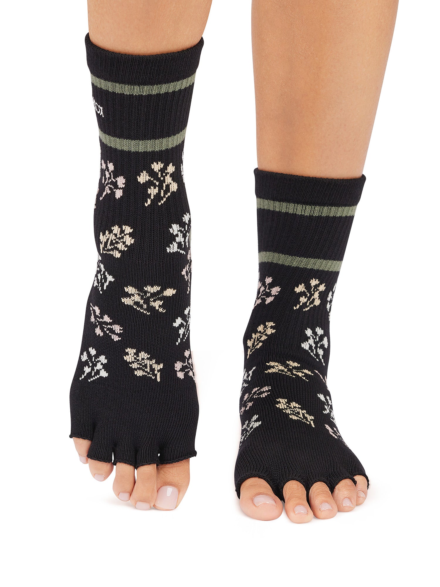 [ToeSox] Crew (Half-Toe/No Toes) Grip Socks/Yoga Pilates Non-Slip Socks Crew Length 25SS_D2