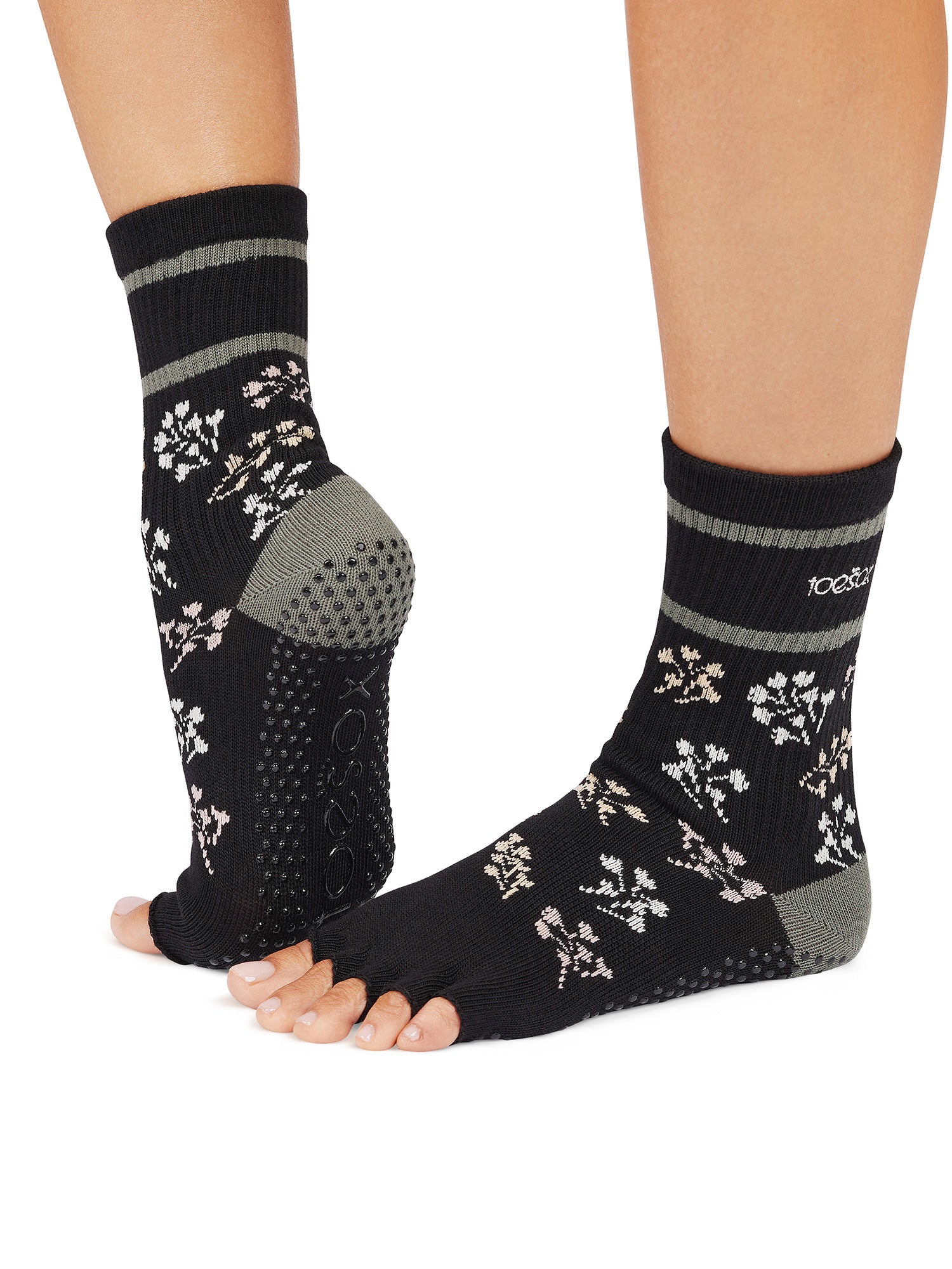 [ToeSox] Crew (Half-Toe/No Toes) Grip Socks/Yoga Pilates Non-Slip Socks Crew Length 25SS_D2