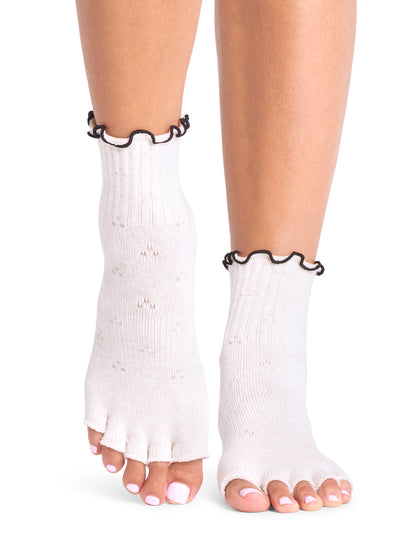 [ToeSox] Melody メロディー（Half-Toe／つま先なし） グリップ ソックス／ ヨガ ピラティス 滑り止め付 靴下 クルー丈 26FW_D1