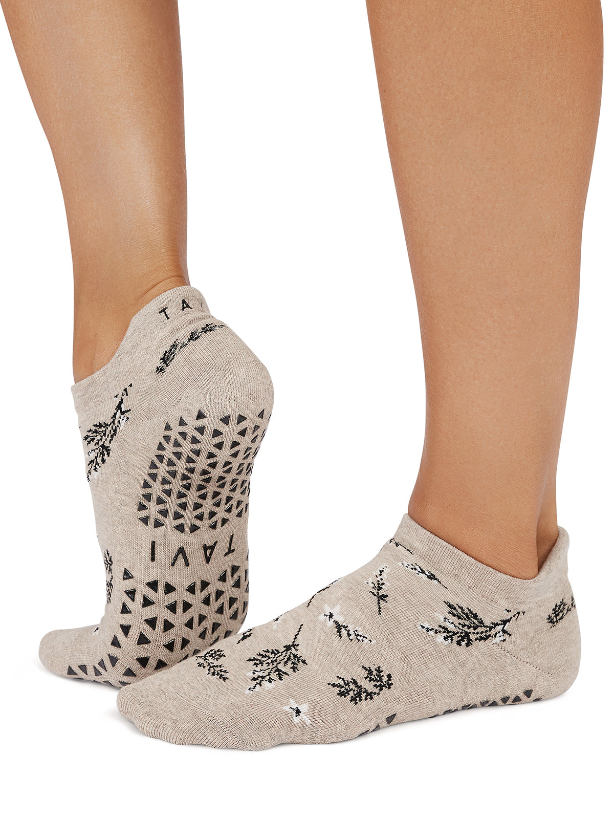 [TAVI by TOESOX] Savvy Grip Socks / Yoga Pilates Anti-Slip Socks 25SS_D2