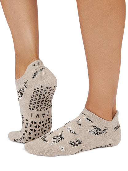 [TAVI by TOESOX] Savvy Grip Socks / Yoga Pilates Anti-Slip Socks 25SS_D2