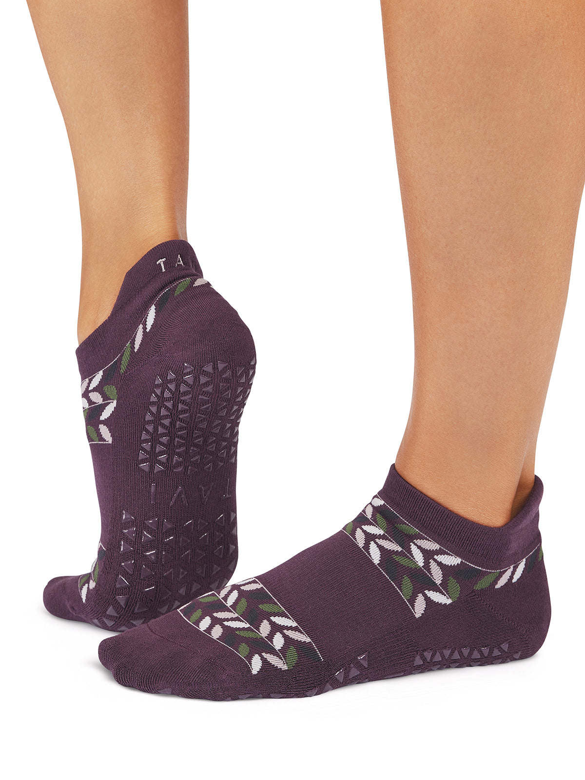 [TAVI by TOESOX] Savvy Grip Socks / Yoga Pilates Anti-Slip Socks 25SS_D2