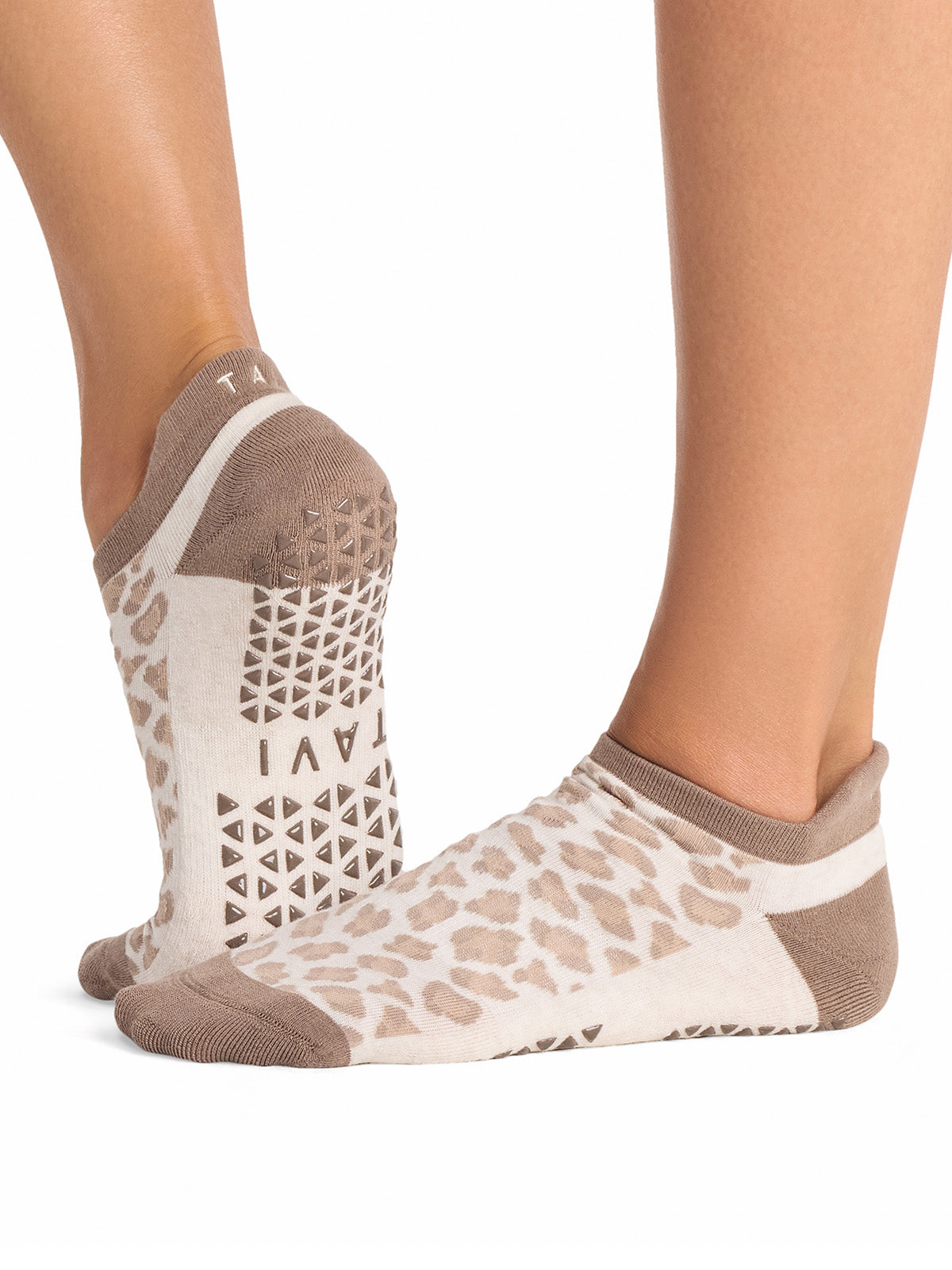 [TAVI by TOESOX] Savvy Grip Socks / Yoga Pilates Anti-Slip Socks 25SS_D2