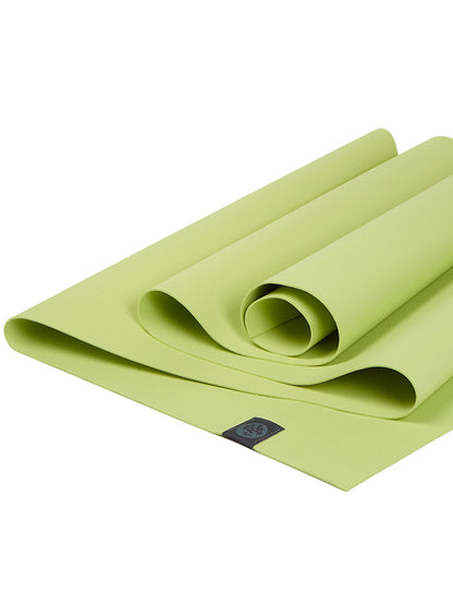 [Manduka] eko super lite エコ スーパーライト トラベル ヨガマット (1.5mm) 折りたたみ / eKO Super Lite Travel Yoga Mat マンドゥカ 軽量 25SS