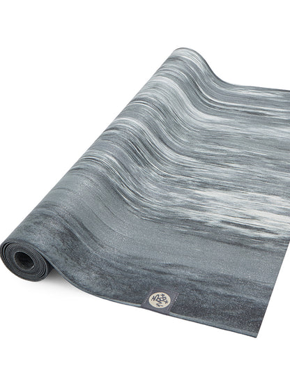 [Manduka] eko super lite エコ スーパーライト トラベル ヨガマット (1.5mm) 折りたたみ / eKO Super Lite Travel Yoga Mat マンドゥカ 軽量  26SS