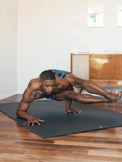 [Manduka] PRO ヨガマット ロング＆ワイド (6mm ／ 132cm×200cm）PRO LONG &amp; WIDE 25FW 幅広 大型 ブラックマット マンドゥカ