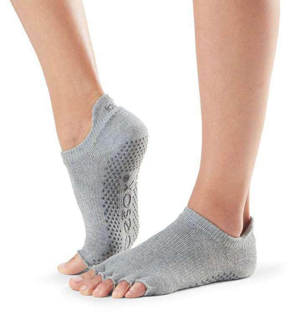 [TOESOX] ローライズ（Half-Toe) グリップ ソックス/ ヨガ 滑り止め付き下 23SS -Manduka マンドゥカ ヨガマット ヨガグッズ ヨガウェア ヨガ _ヘザーグレー