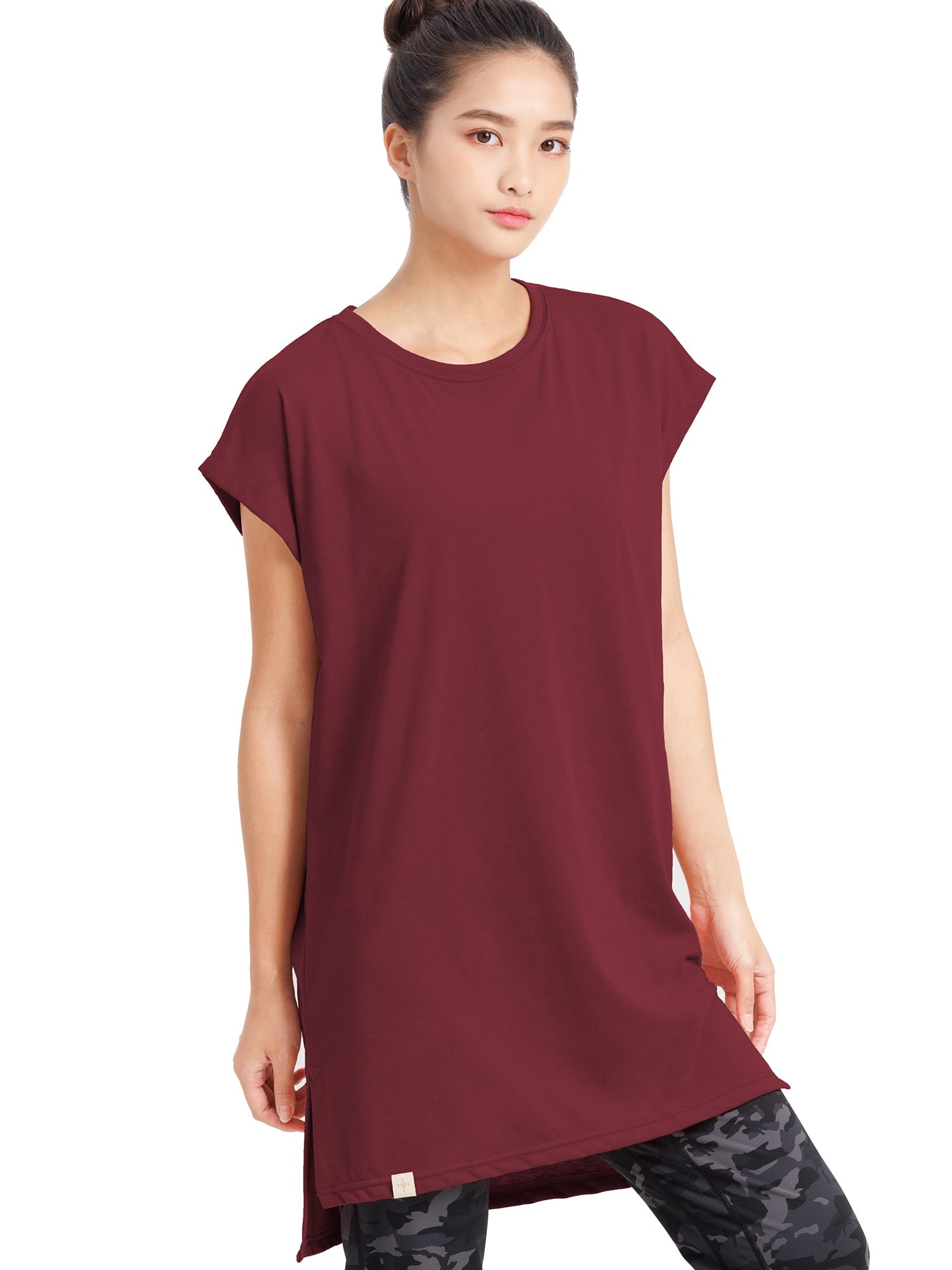 [Loopa] ルーパ サイドスリット チュニック Tee side slit tunic tee / ヨガトップス ヨガウェア Tシャツ [A] 20_1-Puravida! プラヴィダ　ヨガ ピラティス フィットネスショップ