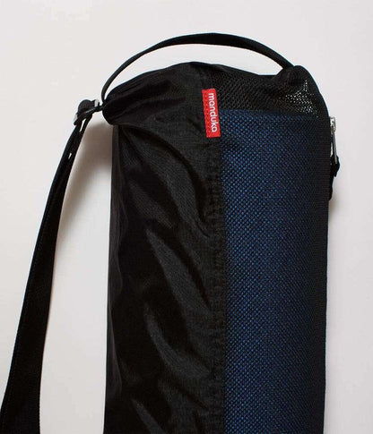 [Manduka] ブリーズイージーヨガマットバッグ / BREATH EASY YOGA MAT BAG ブラック マンドゥカ マットキャリー ショルダーバッグ 軽量 CORE 20_1-Puravida! プラヴィダ　ヨガ ピラティス フィットネスショップ