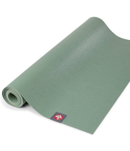 [Manduka] eko super lite エコ スーパーライト トラベル ヨガマット (1.5mm) 折りたたみ / eKO Super Lite Travel Yoga Mat マンドゥカ 軽量 24FW-Puravida! プラヴィダ　ヨガ ピラティス フィットネスショップ